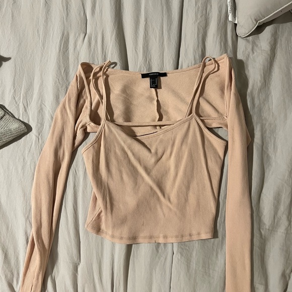 2 piece crop top - Picture 1 of 1
